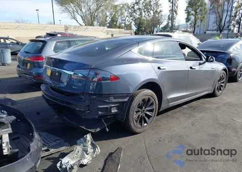 2016 Tesla Model S 60D/70D/75D/85D/90D z USA, uszkodzony, nr VIN 5YJSA1E21GF153939